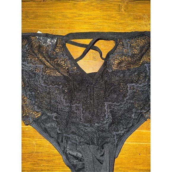 Lane Bryant Keyhole Underwear - Picture 3 of 3